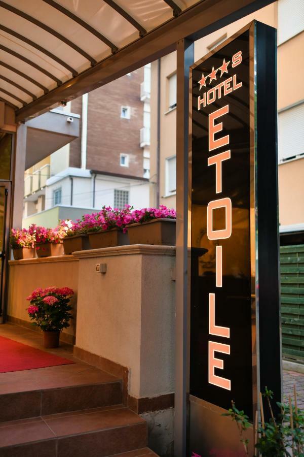 Hotel Etoile Римини Экстерьер фото